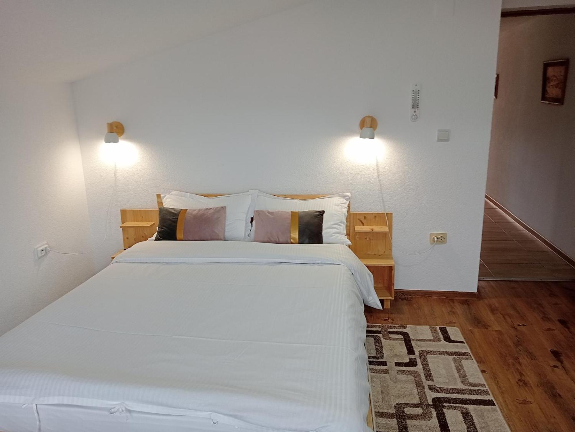 Hotel Casa Popa Hura-Humora Exteriér fotografie